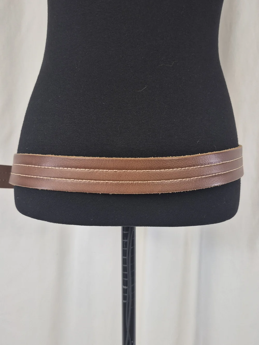 Fossil Men's Brown Leather Belt w/ Double-Row Contrast Stitching - Size 38